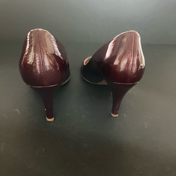 J. Crew patent open toe heels I Color: burgundy I Size: 8 - Picture 2 of 6